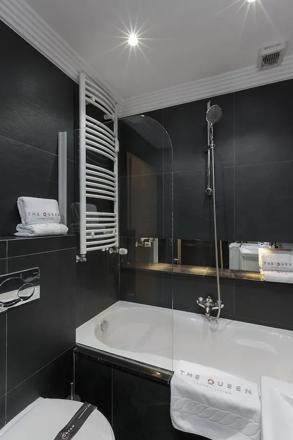 The Queen Luxury Apartments - Villa Serena 룩셈부르크 0*,  룩셈부르크